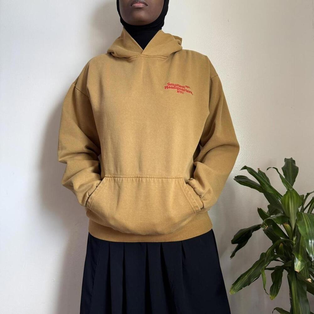 Axel Webber "Smallest Apt. Headquarters NYC" Hoodie -‎ Mustard/Tan - Size L